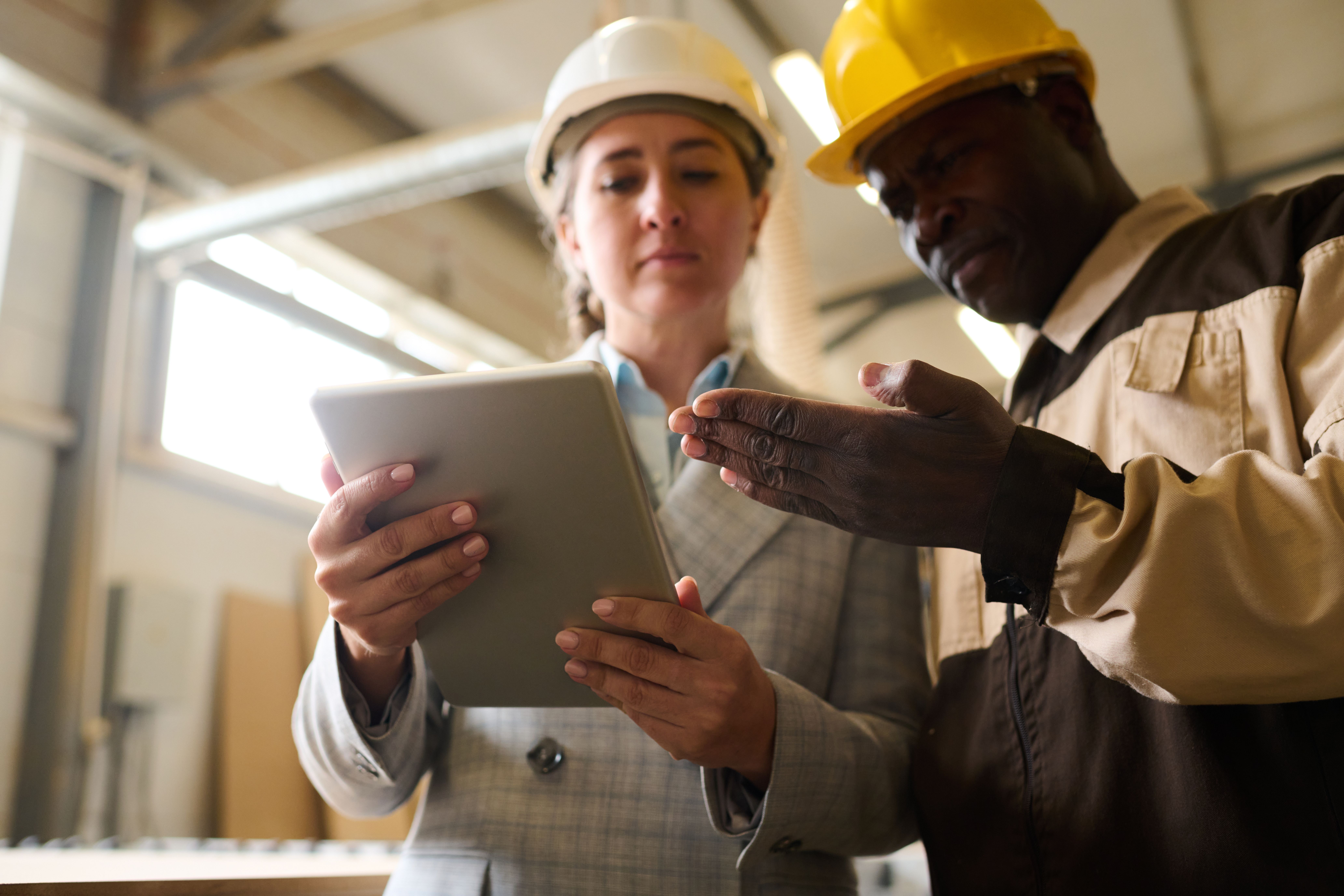Empowering Field Technicians With Cloud ERP: Mobile Field Service Done Right