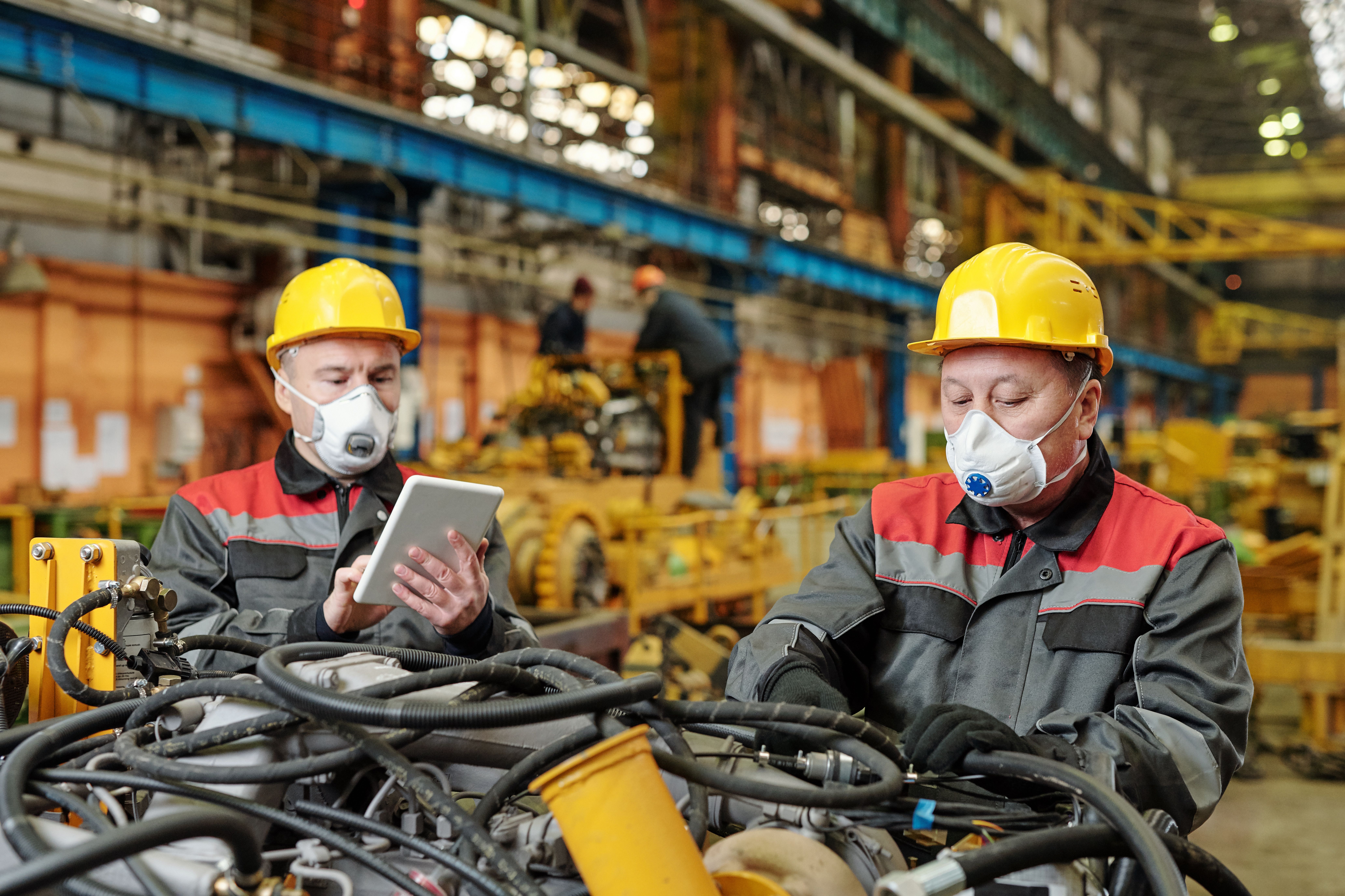 Lot Tracking in Manufacturing for Audit-Ready Traceability